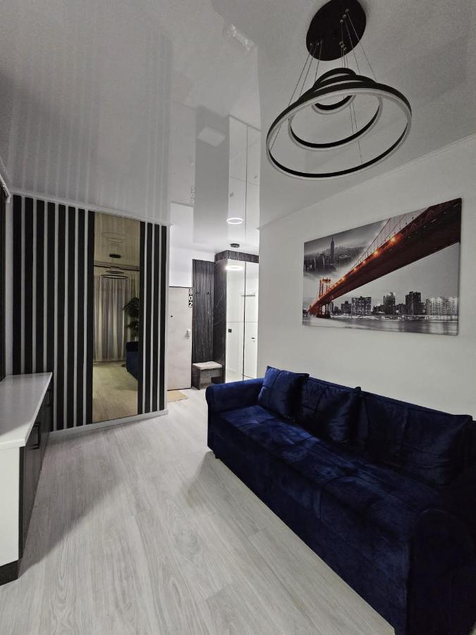 Mamaia Nord Vip Aparthotel Navodari Exterior photo